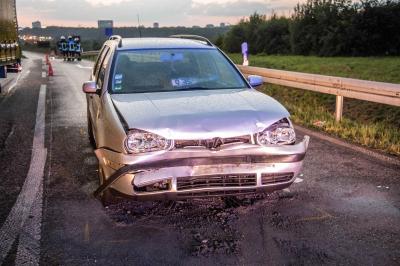 Leinfelden-Echterdingen: Auffahrunfall mit drei Pkw fordert sechs Verletzte